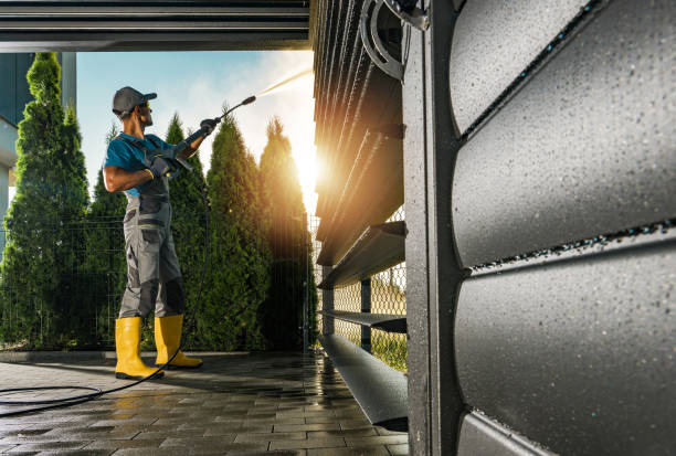 Boat and Dock Cleaning in Marengo, IA